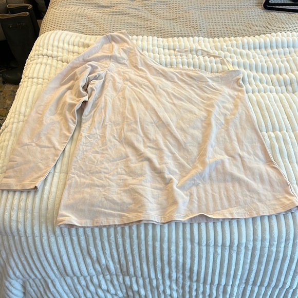torrid Tops - Torrid one sleeve off shoulder light pink tee cotton size XXL